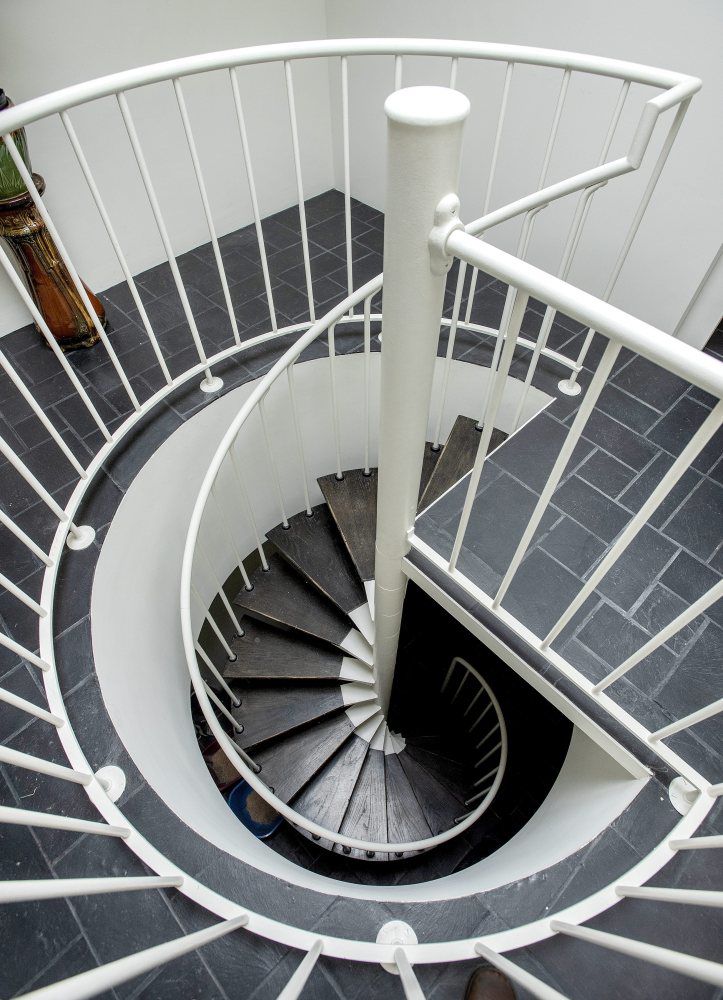 SS Urbana modernist house3